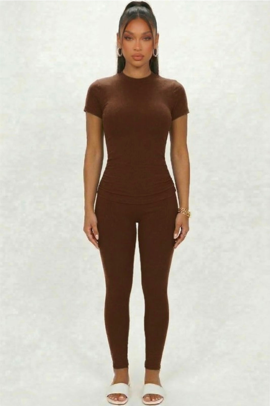 Basic Round Neck  T-shirt  - Brown